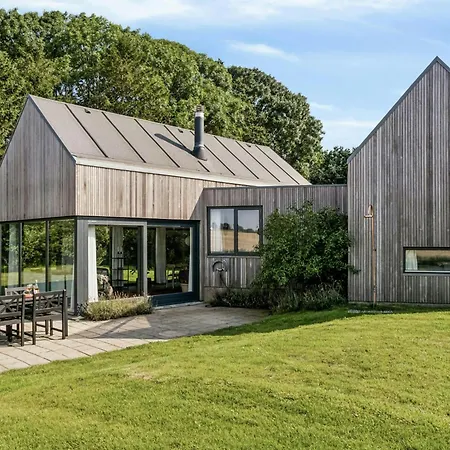Arkitekttegnet Hus Ved Dyngby Strand Odder