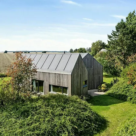 Architect-designed House Near Dyngby * Odder
