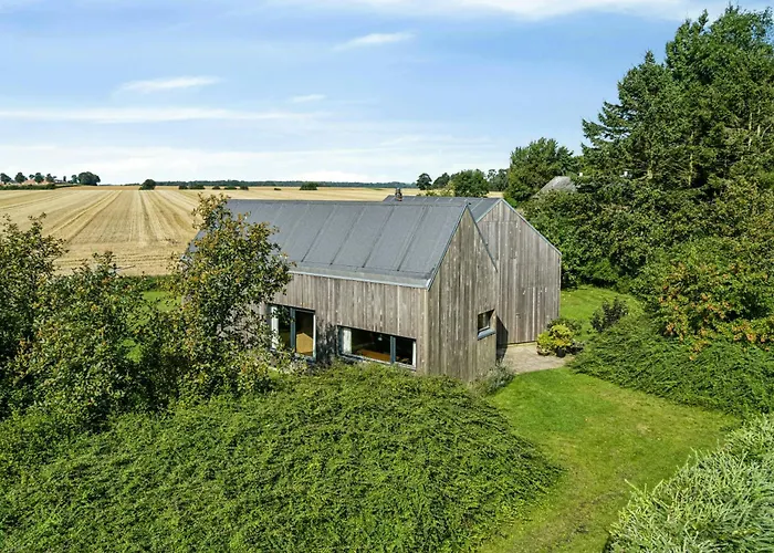 Architect-designed House Near Dyngby Сasa de vacaciones