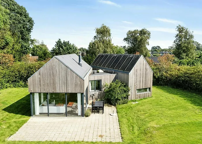 Architect-designed House Near Dyngby *